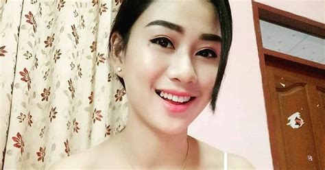 bokep ngentot tante|Bokep Indo Tante Binal Ngentot Brondong di Hotel